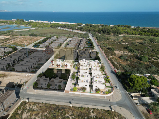 Dom Sprzedaż la Marina, Alicante 4