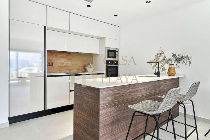 Mieszkanie Sprzedaż Torrevieja, Alicante Avenida Desiderio Rodriguez 2